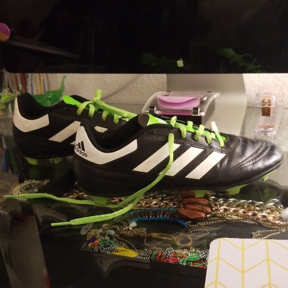 ADIDAS KIDS SOCCER CLEATS